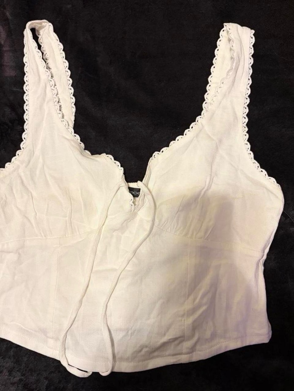 Moa Moa White Lace-Trim Crop Tank